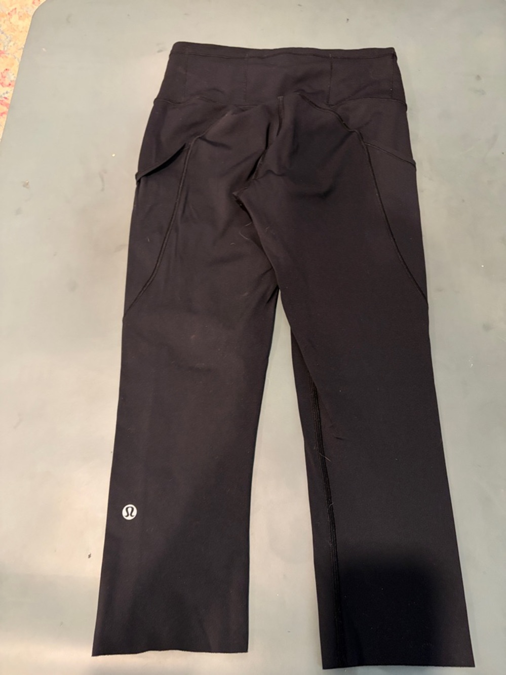 Lululemon - Picture 4 of 5